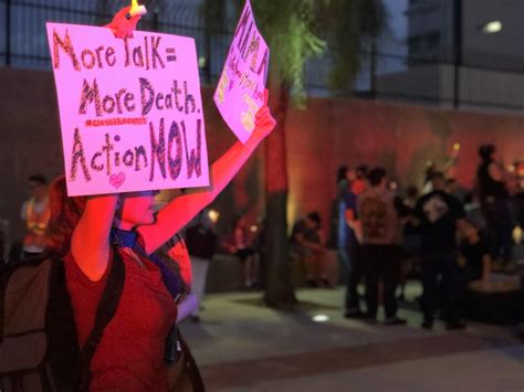 Lights For Liberty Las Vegas Holds Vigil To Protest Us Immigration Policies Klas