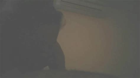 video madurita chupándola en la oscuridad XVIDEOS