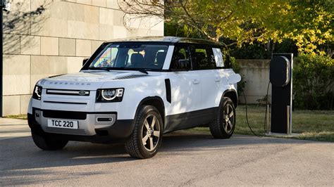 Land Rover Defender Plug In Hybrid 2021 Review The Erudite Landie Car Magazine