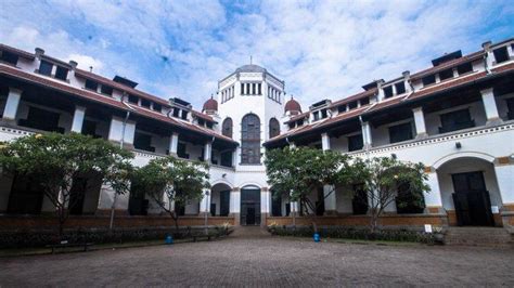 Harga Tiket Masuk Lawang Sewu Terbaru 2021 Wisata Sejarah Di Semarang