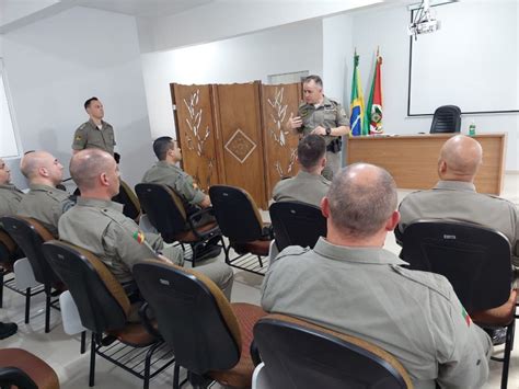 Comando Regional Do Vale Do Rio Pardo Recepciona Policiais Advindos Da