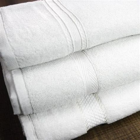 600 Gsm Cotton Bath Towel At Rs 210piece Bath Towel In Surat Id 2849175335555