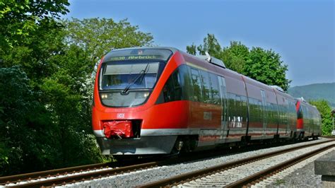 RB 30 von Bonn nach Remagen vor Bad Bodendorf.02.05.2009 - Bahnbilder.de