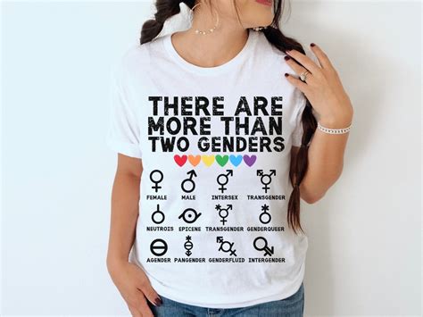 Es Gibt Mehr Als 2 Geschlechter Shirt Queer Shirt Unterstützung Lgbtq