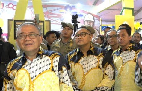 Dprd Kabupaten Sukabumi Akui Booth Sukabumi Expo Relatif Lengkap