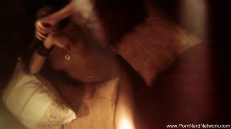 Hot Babe From Bollywood India Showing Off Amazing Curves India Babe