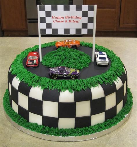 Race Track Cakes – Decoration Ideas | Little Birthday Cakes