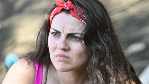 Isola 2023 Cristina Scuccia Aggredita Da Nathaly Non Sono Schiava