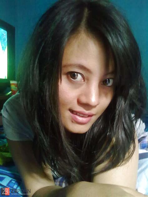 Indonesian Big Boobed Mother ZB Porn
