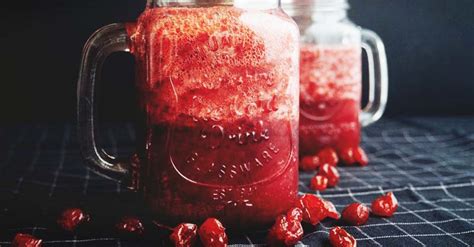 How to Make Homemade Cranberry Juice That Tastes Amazing