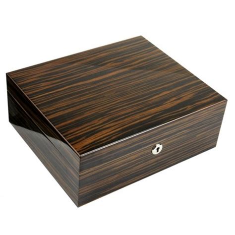 Humidor Makassar Buy Your Cigars Cigarettes And Tobacco Online