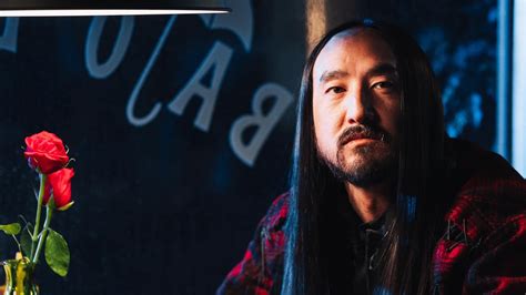 Iflyer Steve Aoki スティーヴ・アオキ 、10枚目のアルバムに Akon エイコン 、paris Hilton