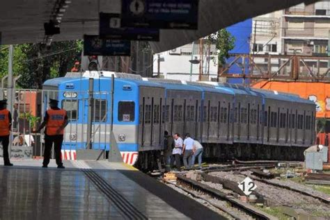 Cr Nica Ferroviaria L Nea Sarmiento Otro Descarrilamiento De Una