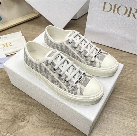 Walkndior Sneaker 女裝 鞋 波鞋 Carousell