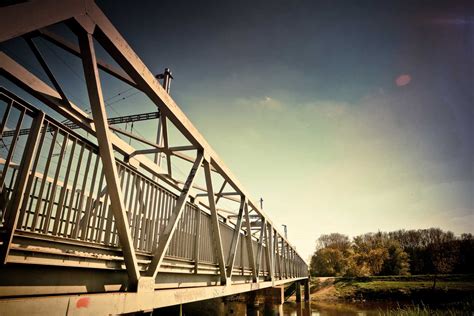 Steel Bridge | Free Transportation Image by picjumbo