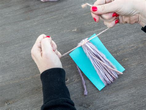 How To Make Diy Yarn Tassels Hgtv