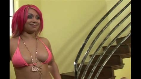 Two Big Booty Black Sluts Sharing The Same Big Dildo XNXX