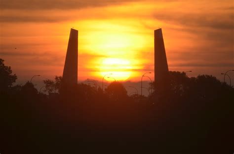 Eye Love Montreal: Autumnal Equinox Sunrise Montréal Friday September 23 2011