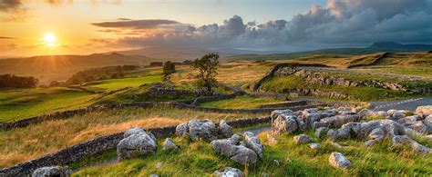 yorkshire hotels cottages bbs book direct save