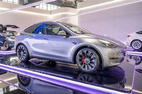 Une Tesla Model Y baby à prix réduit pourrait arriver en 2025 selon