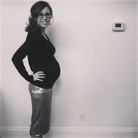 551 east : 30 week baby bump