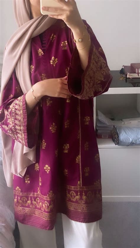 Pakistani Kurta Hijabi Outfit Inspo In 2024 Pakistani Outfits Desi