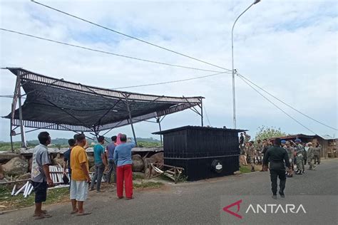 Pemkot Lhokseumawe Tertibkan Bangunan Liar Di Waduk Pusong ANTARA