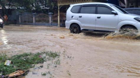 Prakiraan Cuaca April Dini Hari Ibu Kota Sulawesi Barat