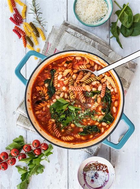 Pasta e Fagioli weltbestes Eintopf Rezept für Nudeln mit Bohnen