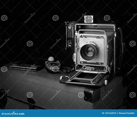 Graflex Crown Graphic Camera Editorial Image Image Of Metal Forties