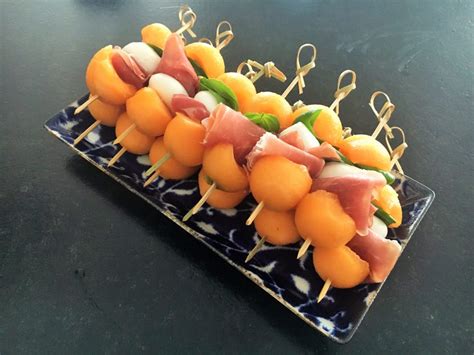 Petites Brochettes Melon Mozzarella Quelques Gouttes De Plus