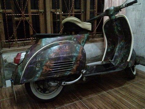 Koleksi Foto Vespa Airbrush Batik Keren Unik Variasi Motor Mobil Terbaru