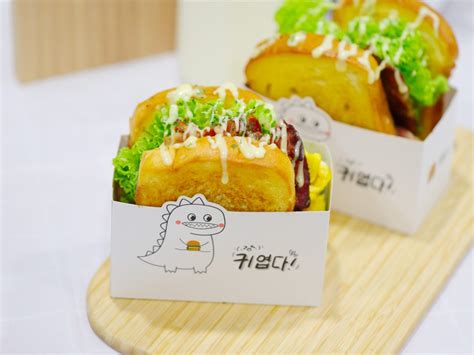 Korean Eggdrop Sandwich