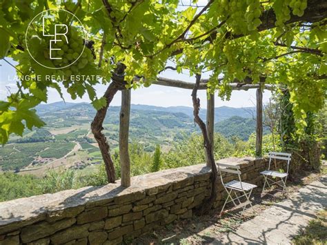 Agenzia Immobiliare Nelle Langhe Alba Vendesi Splendida Propriet