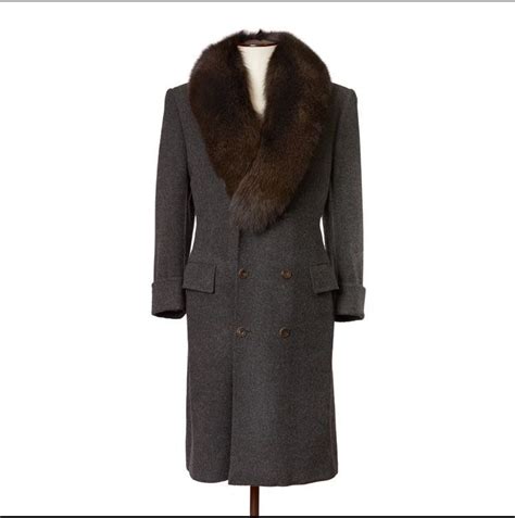 Double Breasted Cashmere Overcoat With Fox Fur Collar Cashmere