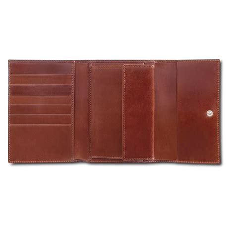 Pineider Power Elegance Leather Womens Wallet With Flap