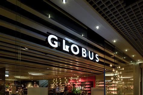 Globus Geneva Shopping In Old Town Vieille Ville Switzerland