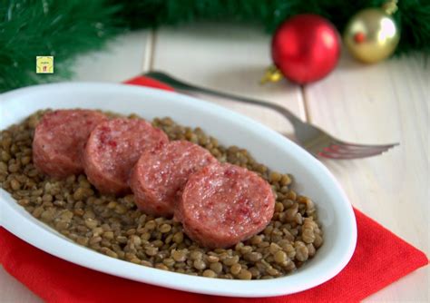 Cotechino Con Le Lenticchie Piatto Di Buon Auspicio E Prosperit