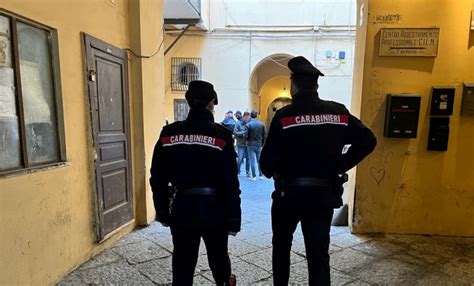 Napoli Occupano Abusivamente Case A Pizzofalcone Decreti Di