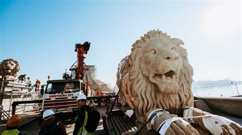 Photos Iconic Stone Lions Restored To Budapest Chain Bridge Xpatloop