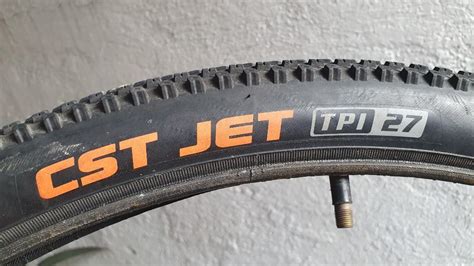 CST Jet TPI 27 with inner tube, Sports Equipment, Bicycles & Parts ...