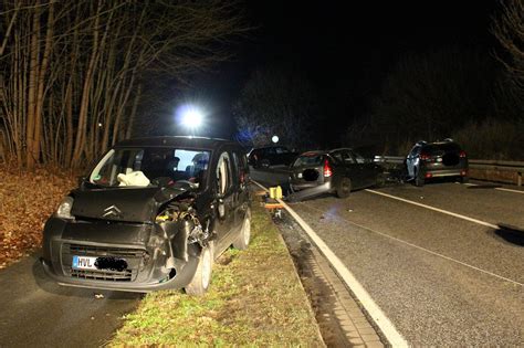 Reportnet24 De Potsdam Acht Verletzte Bei Schwerem Unfall Auf B2 Bei