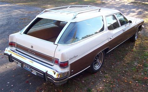 Clam Shell Cars Usa Us Cars Buick Wagon Station Wagon Cars Woody