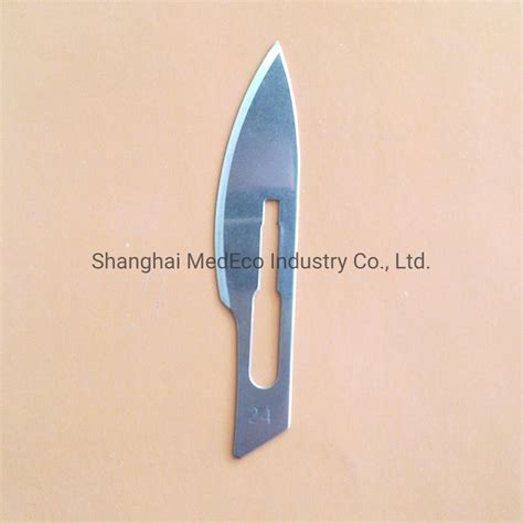 Medical Sterile Disposable Carbon Steel Surgical Blade China Surgical