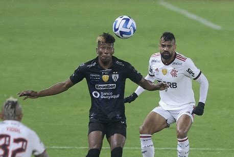 Fabrício Bruno não perde tempo e convoca torcida para virada do