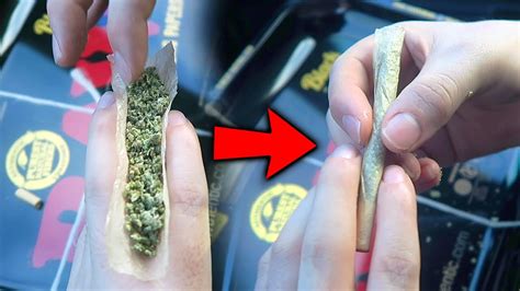 How To Roll A King Size Joint For Beginners Youtube