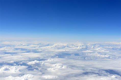 Vista De Las Nubes Desde El Avi N Foto Premium