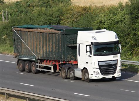 Ey Kob Daf Xf M Almondsbury Michael Jefferies Flickr