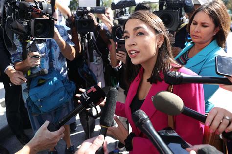 Michelle Caruso-Cabrera Challenges AOC in Primary | People en Español