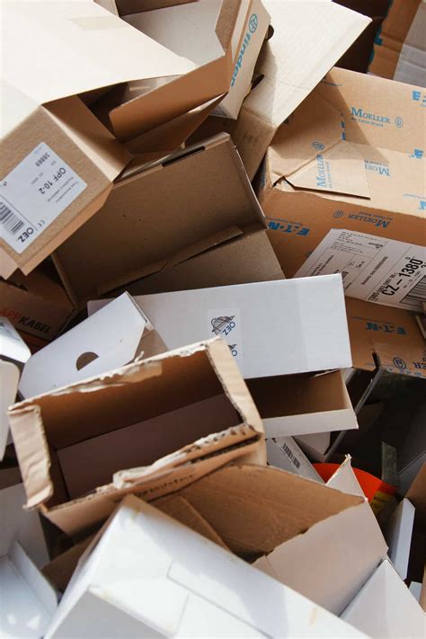 Free recycling apps will soon find the cheapest place to get moving boxes 21